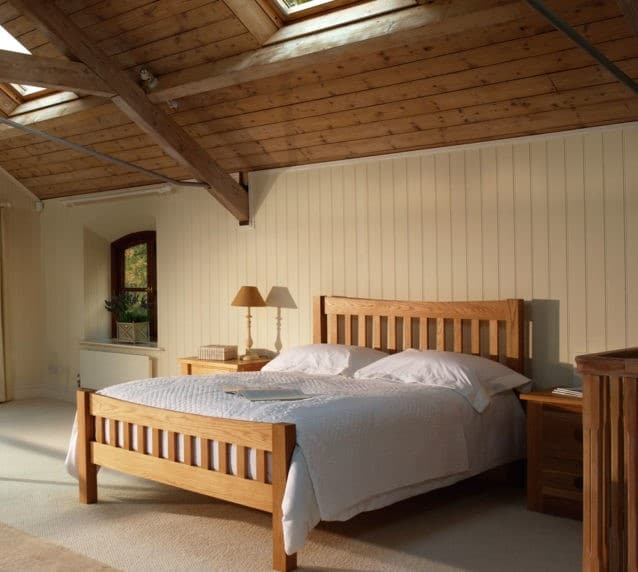 Quercus-oak-oxford-bed-frame-high-foot-end